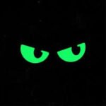 Sneaky Slots logo